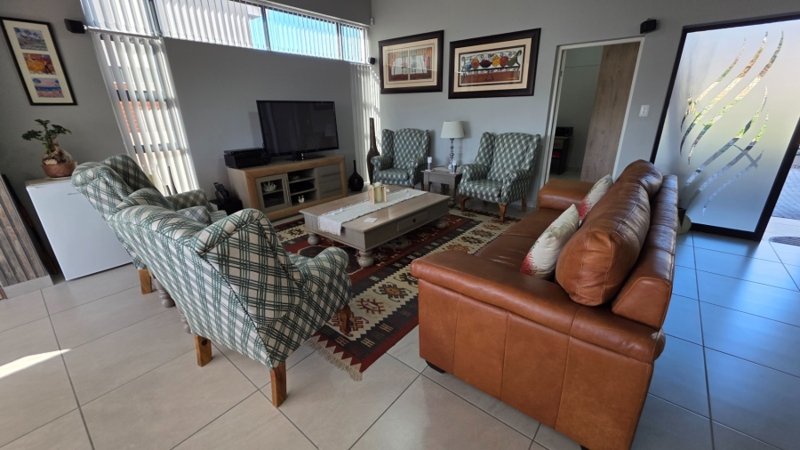 3 Bedroom Property for Sale in Hartenbos Heuwels Western Cape